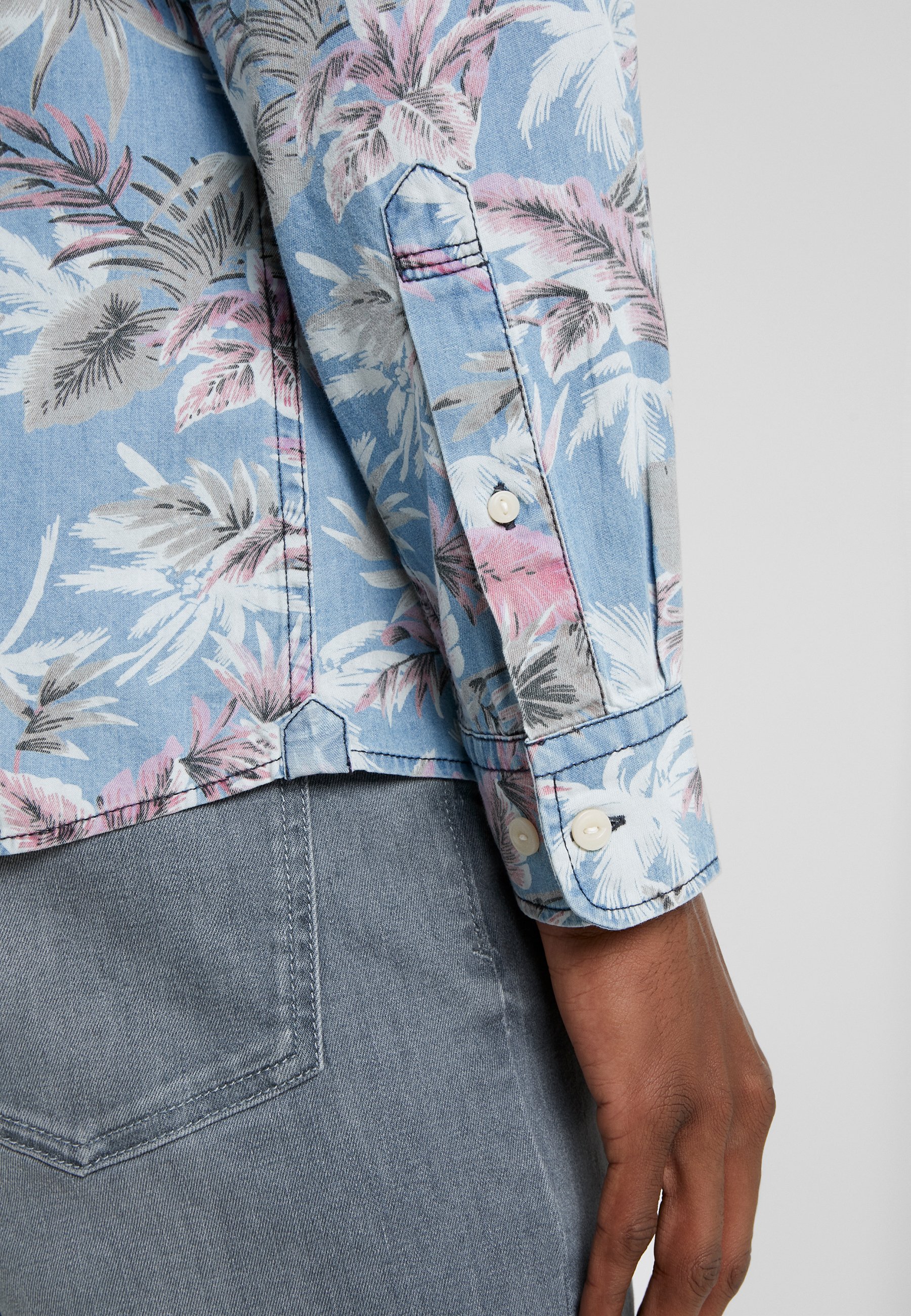 HKT by Hackett CHAM PALM TREE Skjorte chambray Zalando.no HKT by Hackett CHAM PALM TREE - Skjorte - chambray