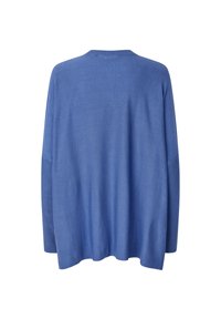 Cárdigan de punto azul con un corte relajado, mangas largas y textura acanalada en los puños. El diseño de la parte trasera es liso con un dobladillo redondeado.