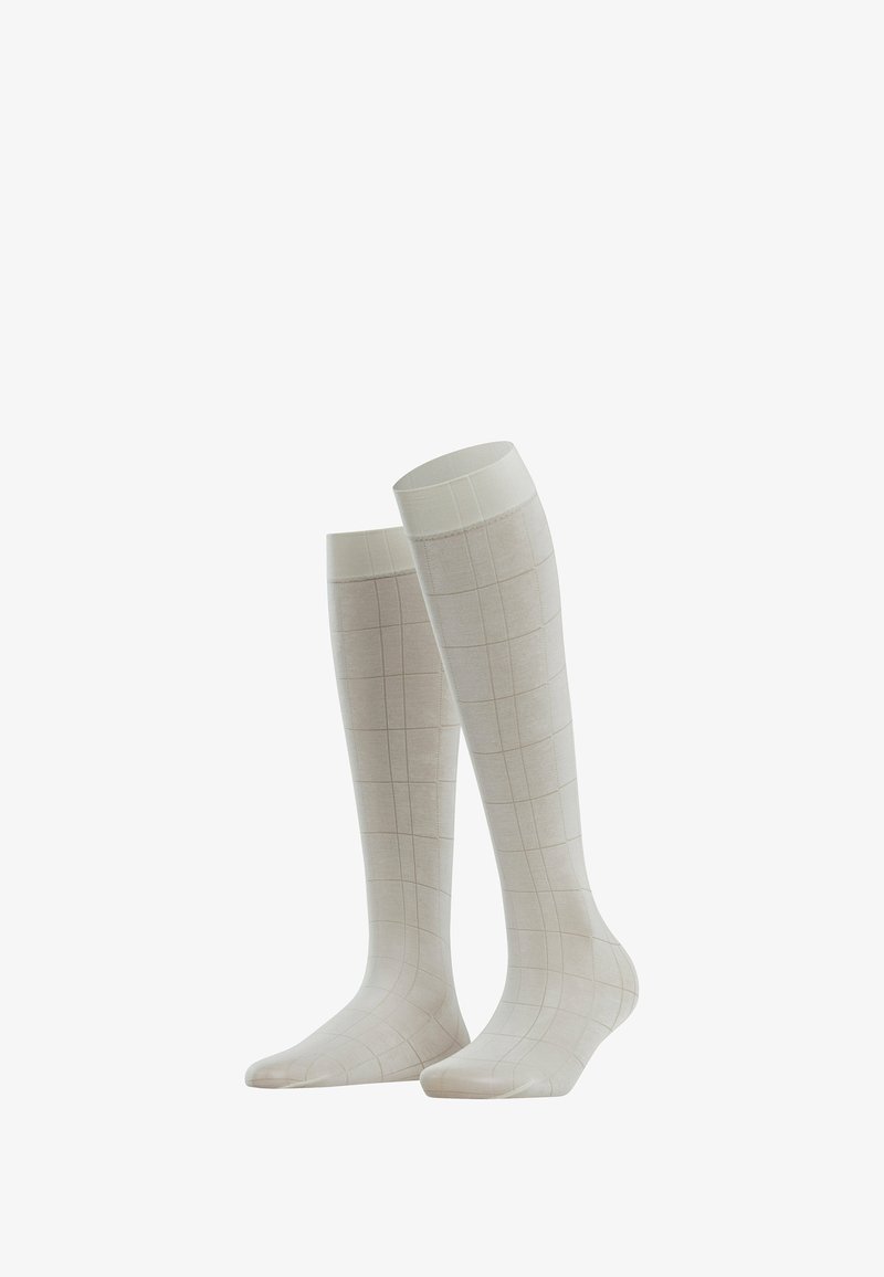 Helle kniehohe Socken mit einem Karomuster, aus weichem, strukturiertem Material, mit einem glatten, gerippten oberen Bund.
