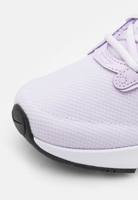 Nike Sportswear AIR MAX INTRLK LITE - Sapatilhas - violet frost/white/barely grape/pure platinum
