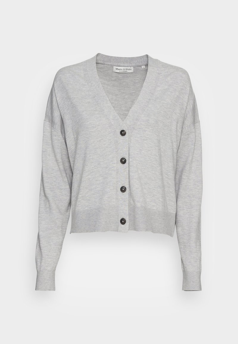 Cardigan gris clair à col en V avec manches longues et quatre boutons noirs à l'avant, fabriqué en tissu tricoté doux.