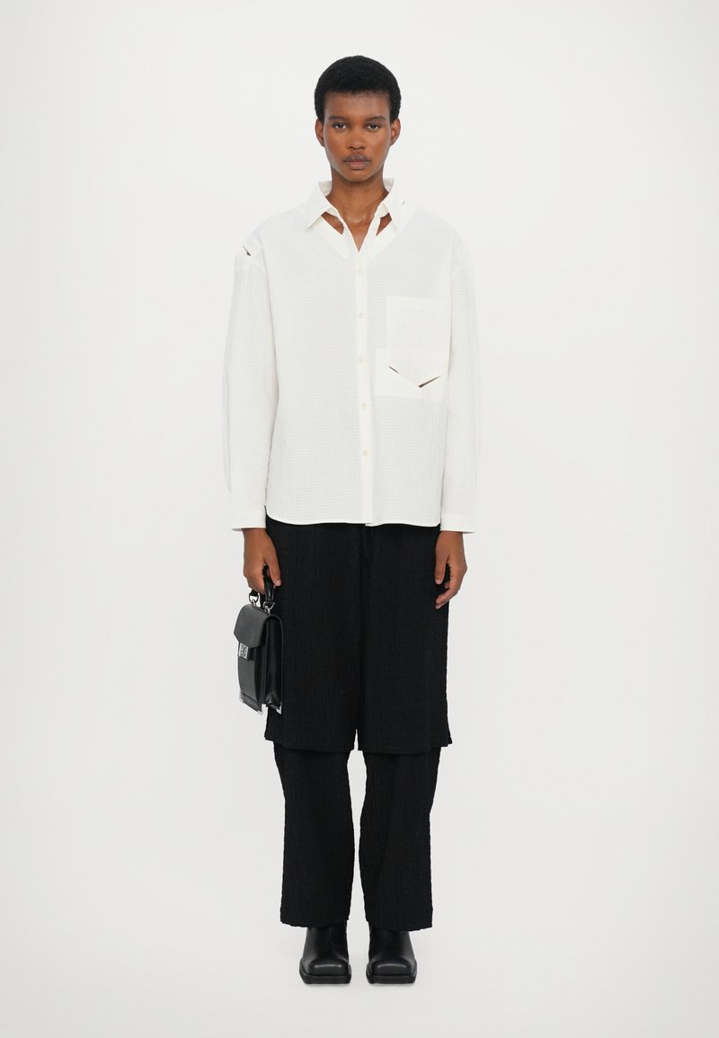 Henrik Vibskov SHANTS PANTS - Pantaloni - black