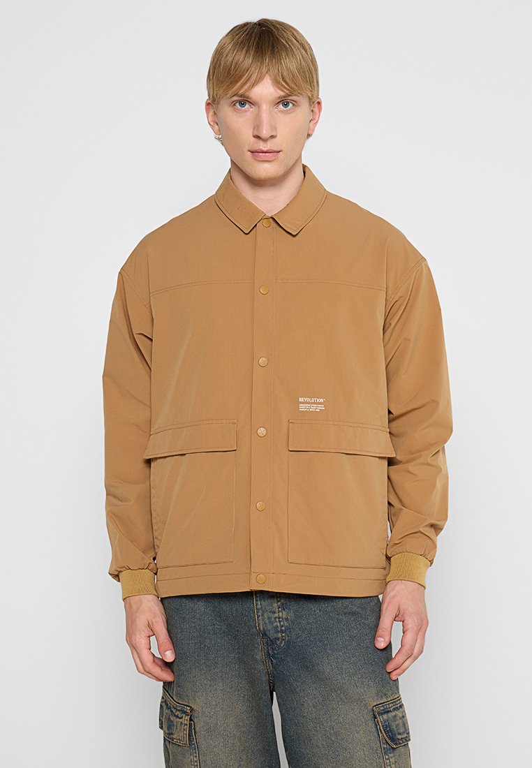 Revolution Lichte jas lichtbruin