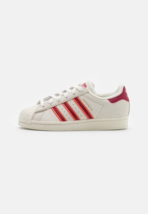 SUPERSTAR - Matalavartiset tennarit - white