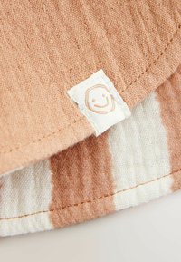 Next LEGIONNAIRE - Caps - rust brown stripe