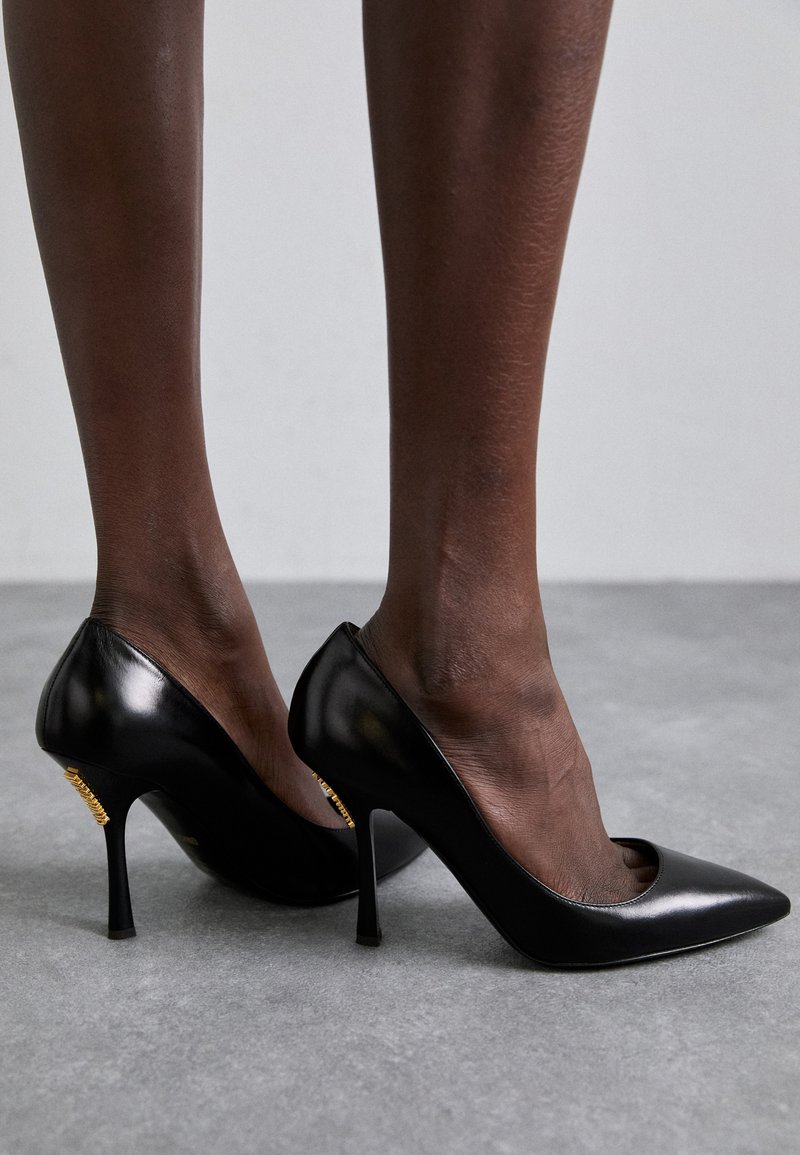 MOSCHINO SCARPA DONNA - Classic heels - nero