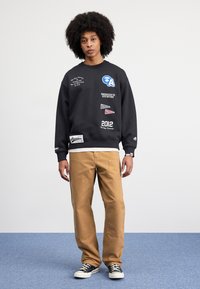 Bathing ape Crew neck sweatshirt main image 1