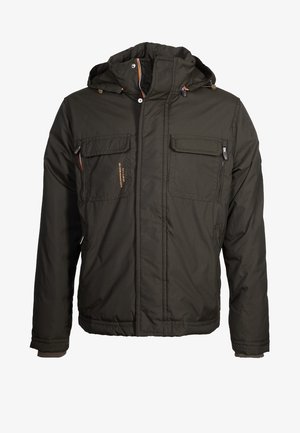 Veste d'hiver pour homme à capuche vert foncé avec fermeture éclair à l'avant, boutons-pression et quatre poches zippées.