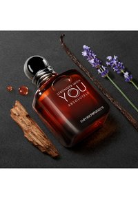 Armani Beauty EA STRONGER WITH YOU ABSOLUTELY PARFUM - Parfyme