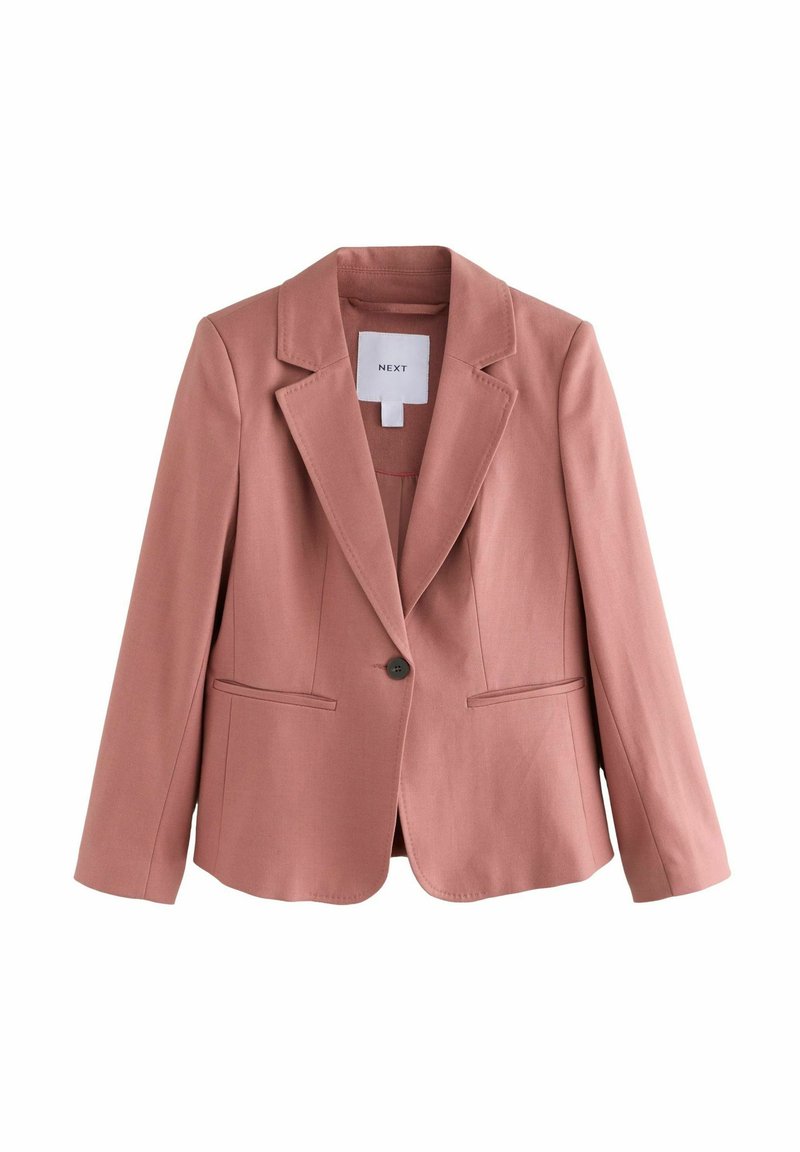Blazer rosa con chiusura a un bottone, lapels a punta, tasche a patta e una texture liscia, mostrato su uno sfondo semplice.