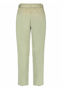 Jasnozielone spodnie o luźnym kroju, z elastyczną talią, dwoma przednimi kieszeniami i skróconą długością. Gładki, miękki materiał.
