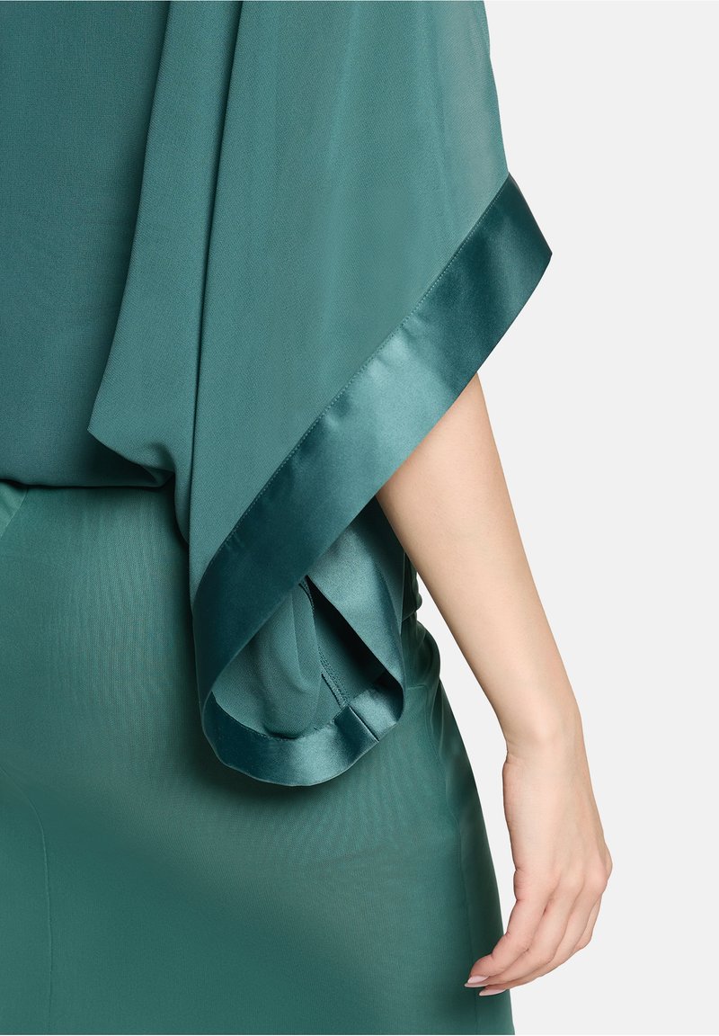 sachin and babi light blue dress Vera Mont MIT 3/4 ARM STOLA - Cape - dark emerald/green