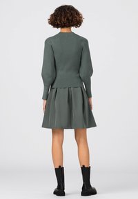 HALLHUBER Strickpullover - green