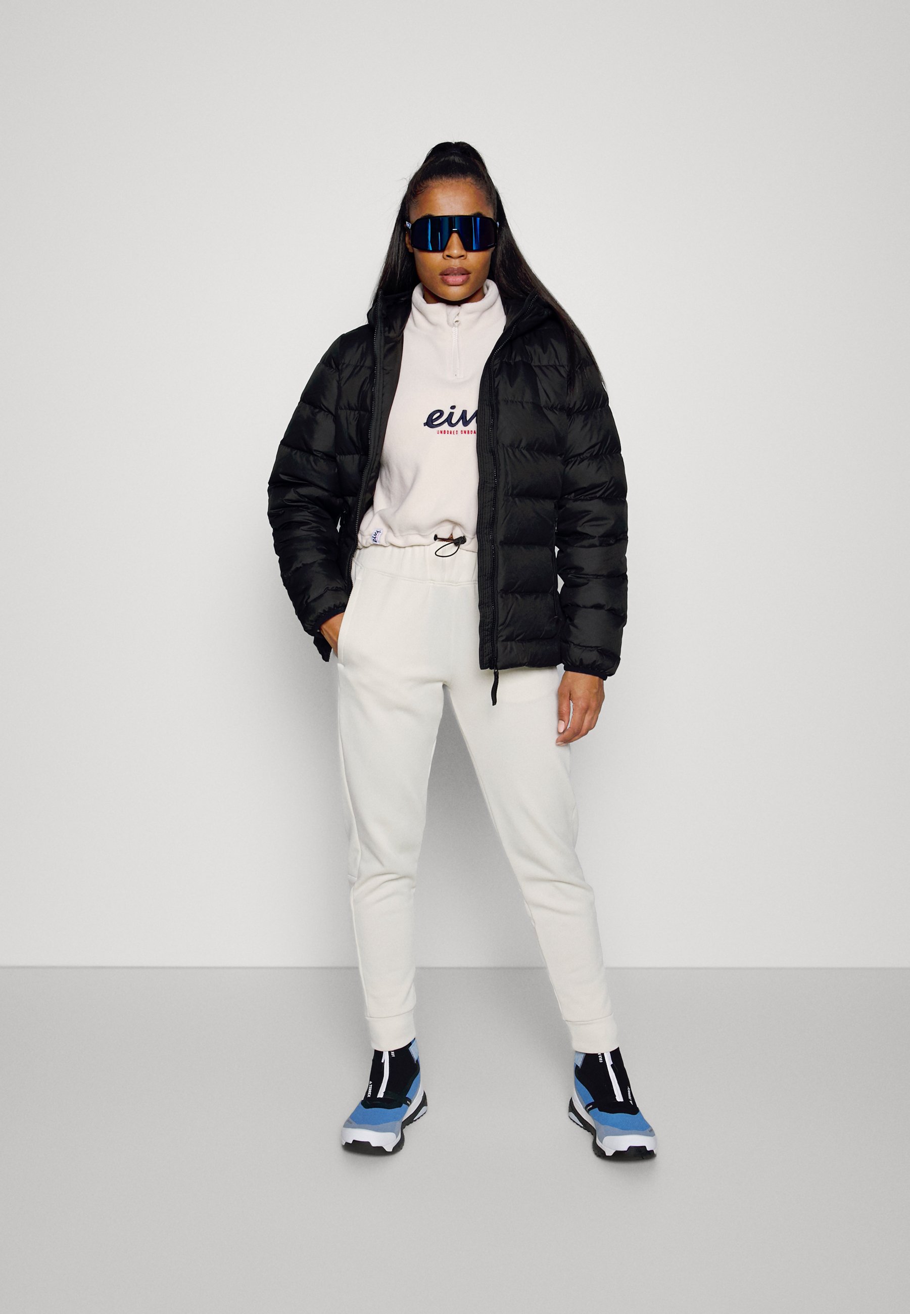 helly hansen svalbard jacket