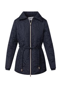 Veste matelassée bleue marine avec un col structuré, fermeture éclair et taille à cordon. Présente des accents dorés et un tissu texturé.