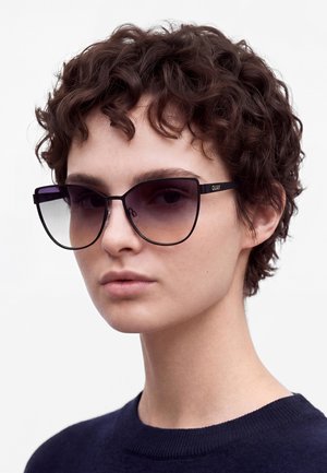 QUAY AUSTRALIA IN PURSUIT - Solbriller - black/dusk poppy