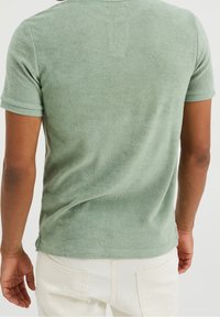 WE Fashion Polotričko - mottled light green