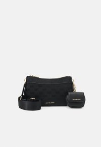 Borsa a tracolla nera Michael Kors con cerniera dorata e dettagli con logo, accompagnata da una piccola pochette coordinata e una tracolla larga removibile.