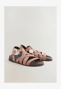 Vybráno, blush pink suede