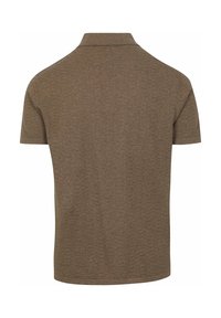 Bruine polo met korte mouwen, geweven stof, klassieke kraag, rechte zoom, zichtbare stiksels, achteraanzicht weergegeven.