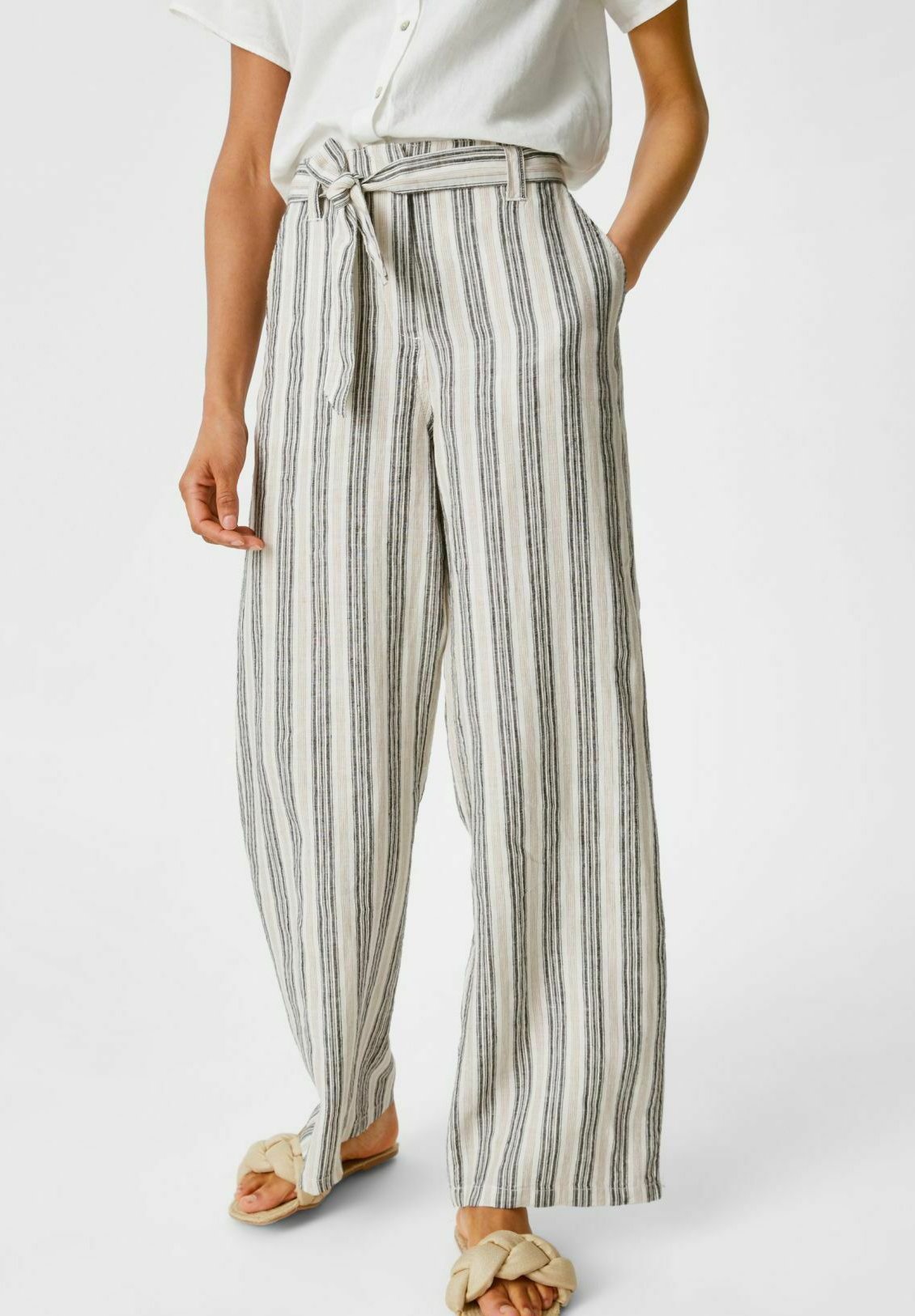 C\u0026A Pantalones - white / black/blanco - Zalando.es