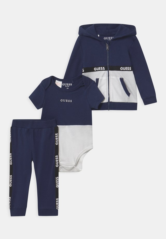 TAKE ME HOME SET - Trainingspak - bleu/deck blue