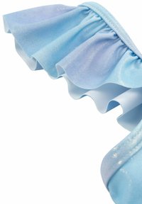 Tessuto azzurro chiaro con una finitura lucida, caratterizzato da bordi arricciati e diverse tonalità di blu. Texture liscia con una leggera brillantezza.