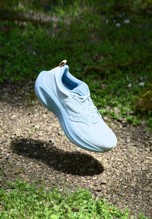 SURGE 3 - Hardloopschoenen voor op de weg - ice melt / dream
