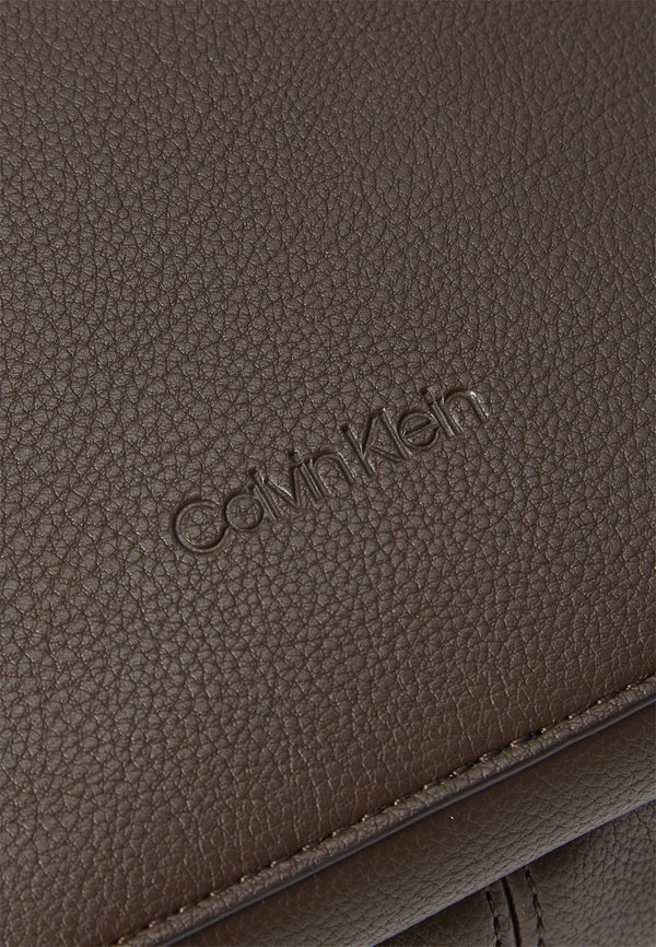 MICRO PEBBLE CROSSBODY S - Cross body bag - delicioso4