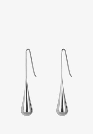 Zilveren druppel oorbellen met een gepolijste afwerking en een langwerpige vorm, met een haak voor veilige bevestiging. De textuur is glad en reflecterend.