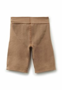 Pantalones cortos deportivos marrones hechos de una tela ligera, con un panel de malla texturizada en la parte posterior y una banda suave en la cintura.
