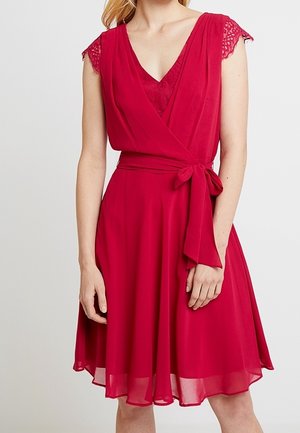 Cocktailjurk - pink