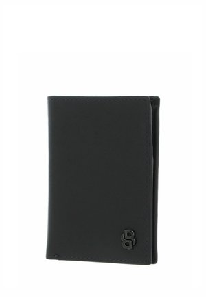 Portefeuille en cuir noir à texture lisse, design pliable en deux, coutures discrètes et petit logo embossé dans le coin inférieur droit.
