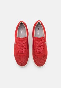 Tamaris Pure Relax Sneakers basse - red