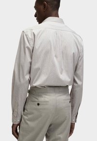 Marks & Spencer STRIPED OXFORD  - Camisa - natural mix