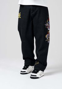 Ed Hardy LASERFLIP LOW LOGO - Skateskor - white black