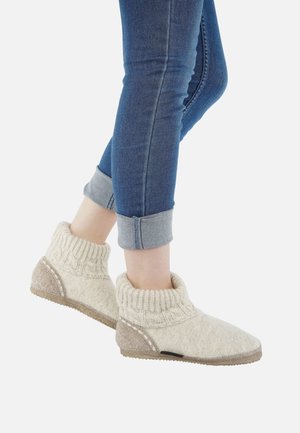 FREIBURG - Pantofole - beige