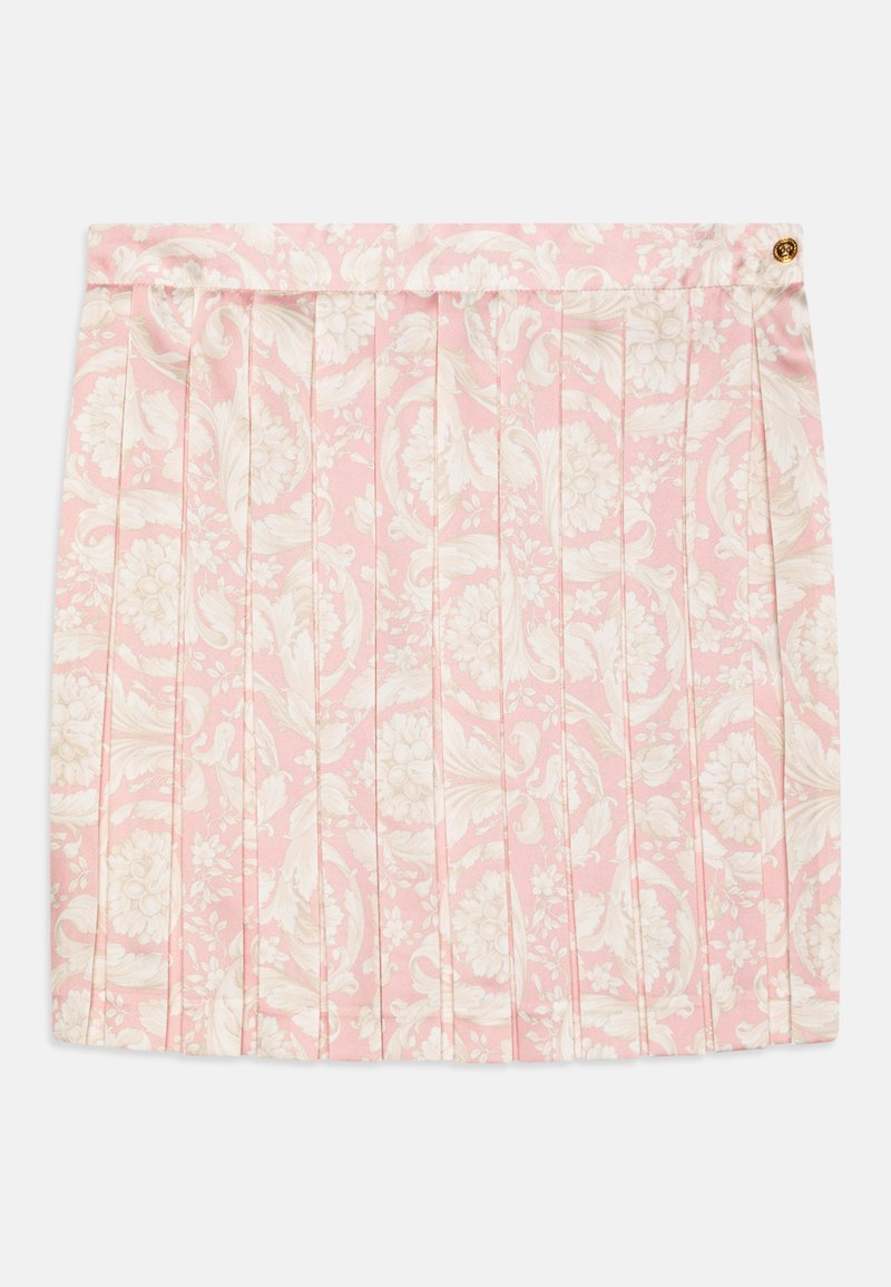 Falda con estampado floral en tonos rosa y pliegues, con diseños en color beige claro. La tela parece ligera y tiene una textura suave. Con un detalle de botón dorado.
