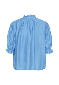 Blouse bleu clair avec col volanté et poignets élastiques, détails de tissu froncé le long de l'empiècement et des manches, vue de dos.