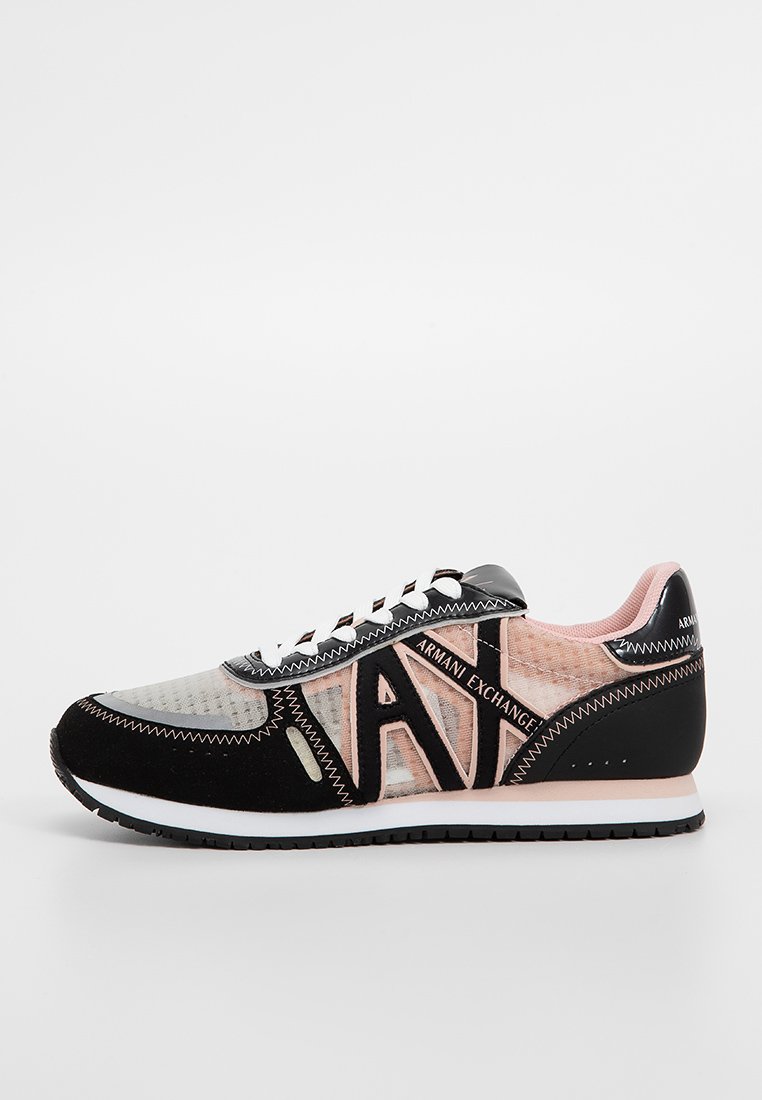 Armani Exchange Sneakers laag zwart Armani Exchange Sneakers laag zwart