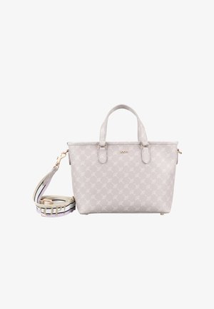 Sac à main de designer gris clair avec double poignée, design à motif de logo, et une large bandoulière amovible portant le nom de la marque "JOOP!".