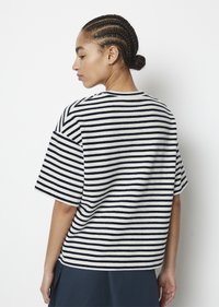 Marc O'Polo DENIM SHORTSLEEVE - T-shirts med print - offwhite_multi_01