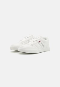Pier One UNISEX - Tenisky - white