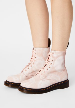 Dr. Martens, Bottines à lacets - nude