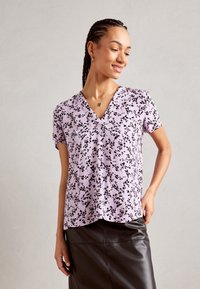 Esprit - V-NECK - Print T-shirt - lavender Thumbnail Image 1