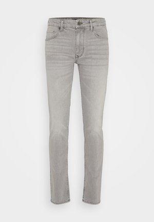 Marc O'Polo TROUSERS SHAPED FIT SHAPED LEG LOW WAIST CROTCH REGULAR LENGTH - Straight leg jeans - light grey wash