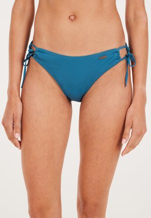Teal bikini donji dio napravljen od glatkog materijala, s podesivim bočnim vezicama i malim logom. Dizajn s srednjim strukom s minimalnim prekrivanjem.