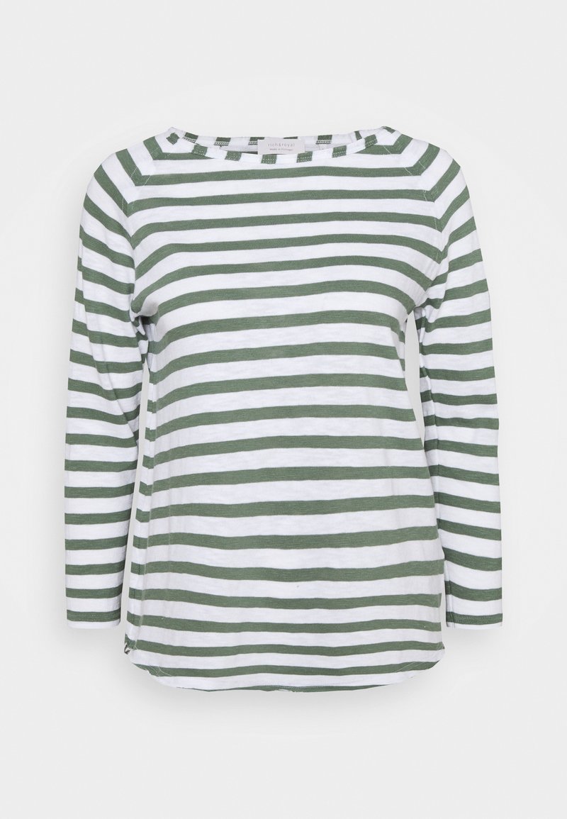 Chemise manches longues à col rond avec des rayures horizontales vert olive et blanches, présentée sur un fond blanc uni.