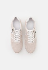 Marco Tozzi Sneakers basse - white