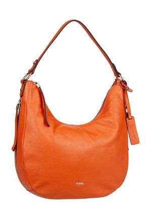 Sac à bandoulière en cuir orange avec surface texturée, bandoulière unique, fermeture éclair dorée et petit logo de marque doré à l'avant.